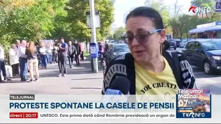 Proteste spontane la Casele de Pensii, din cauza volumului mare de munca si a salariilor mici
